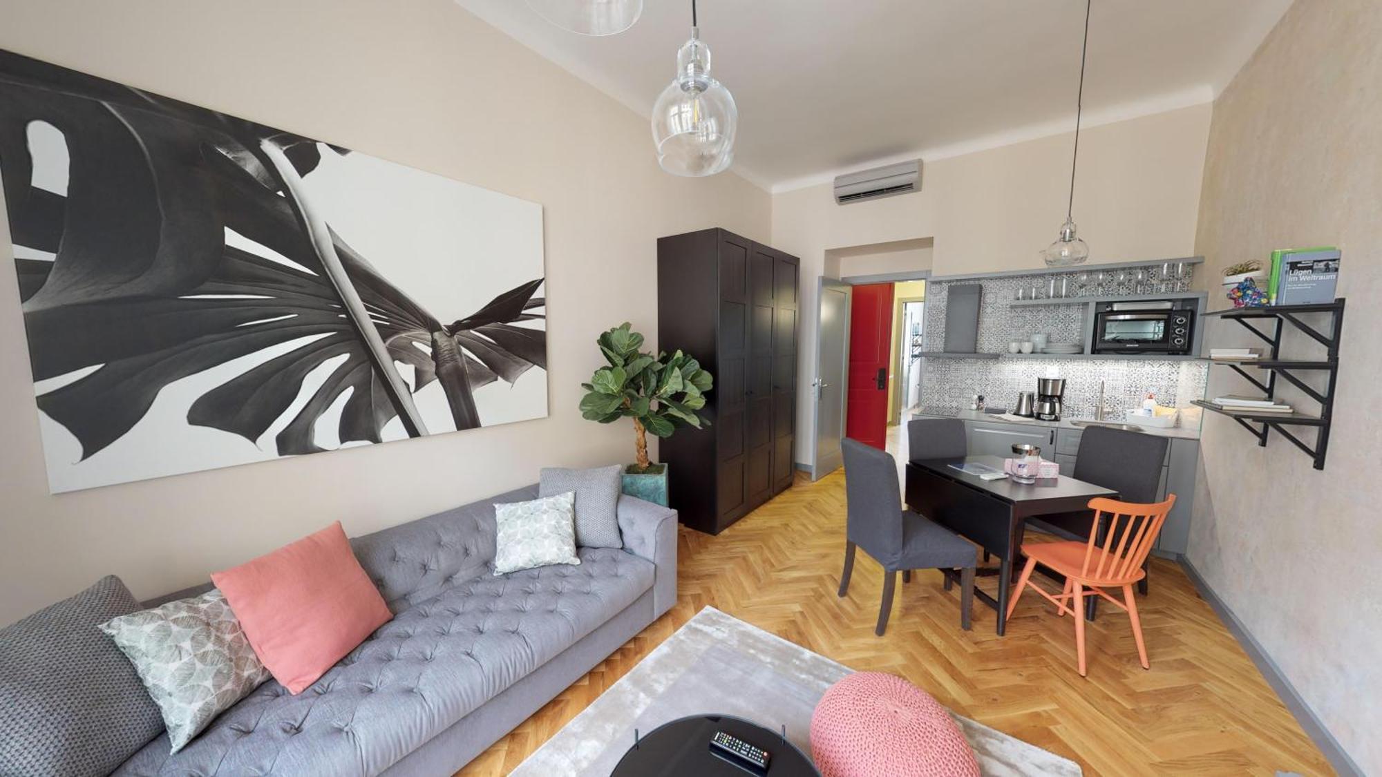 Aparthotel Empirent Garden